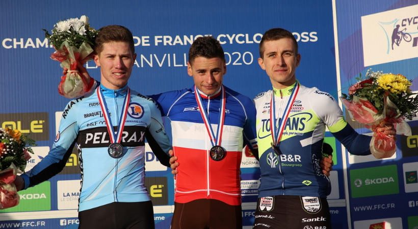 Le TEAM PELTRAX sur le PODIUM du championnat de France